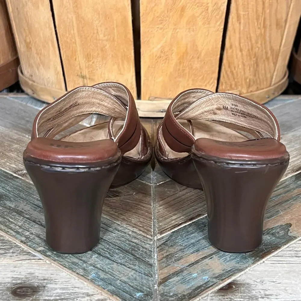 Sofft Brown Leather Toe Loop Thong Wedge Heeled Sandals Womens Size 8
